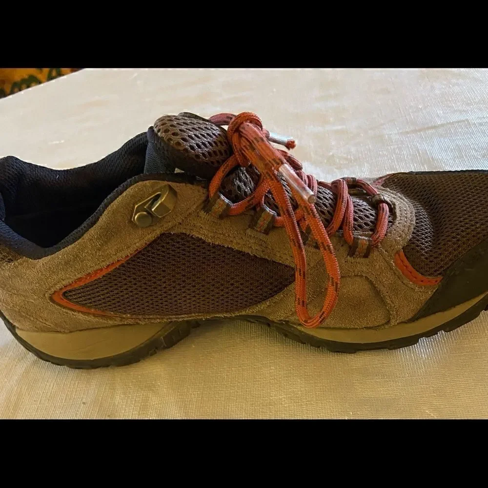 Columbia Techlite Waterproof Shoes. - Picture 6 of 8